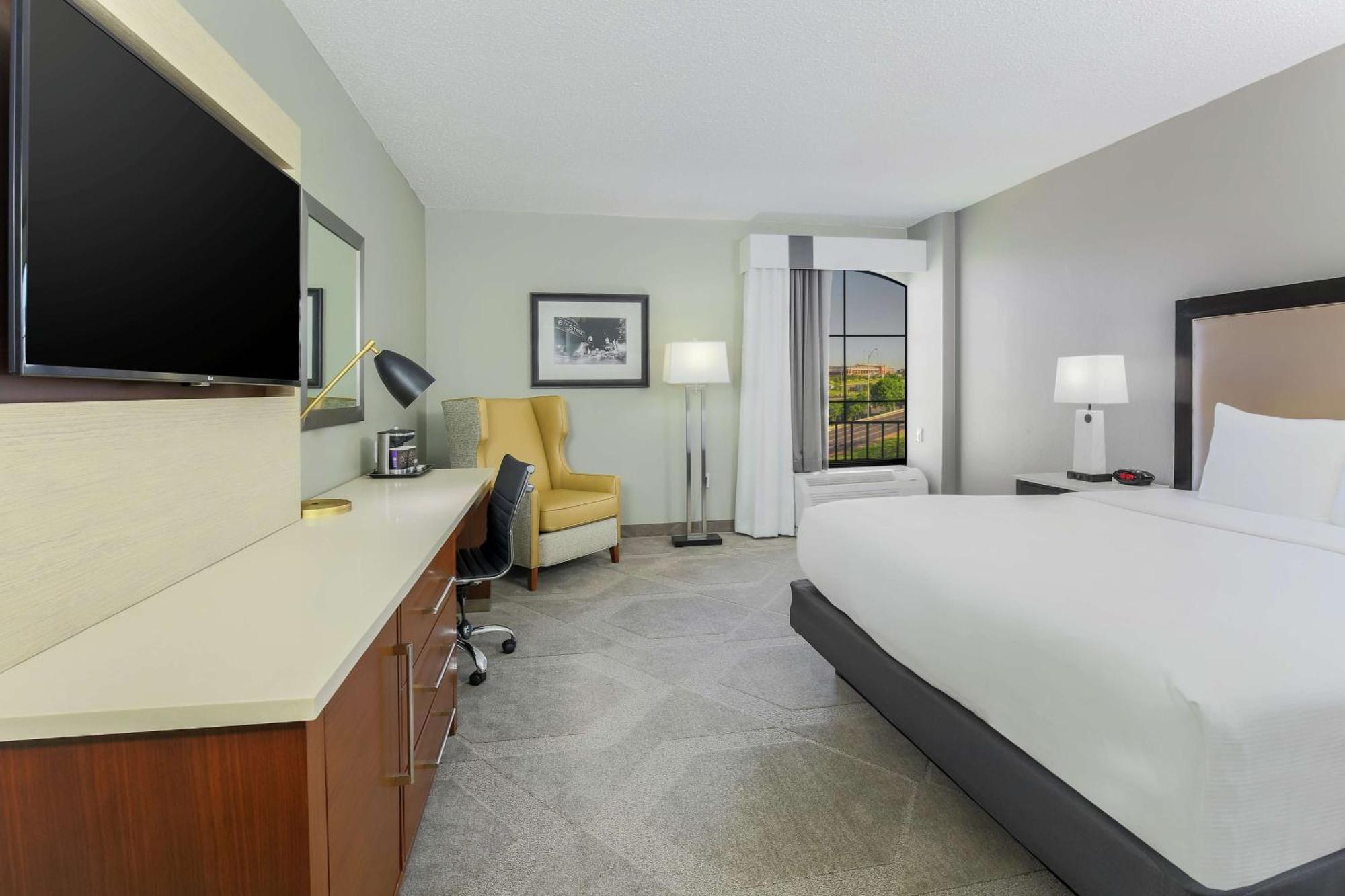 Doubletree By Hilton Austin-University Area Ngoại thất bức ảnh